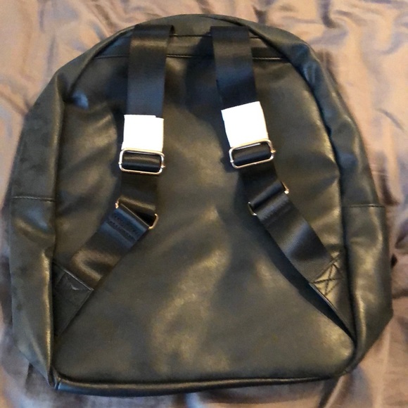 New Backpack - Picture 3 of 3